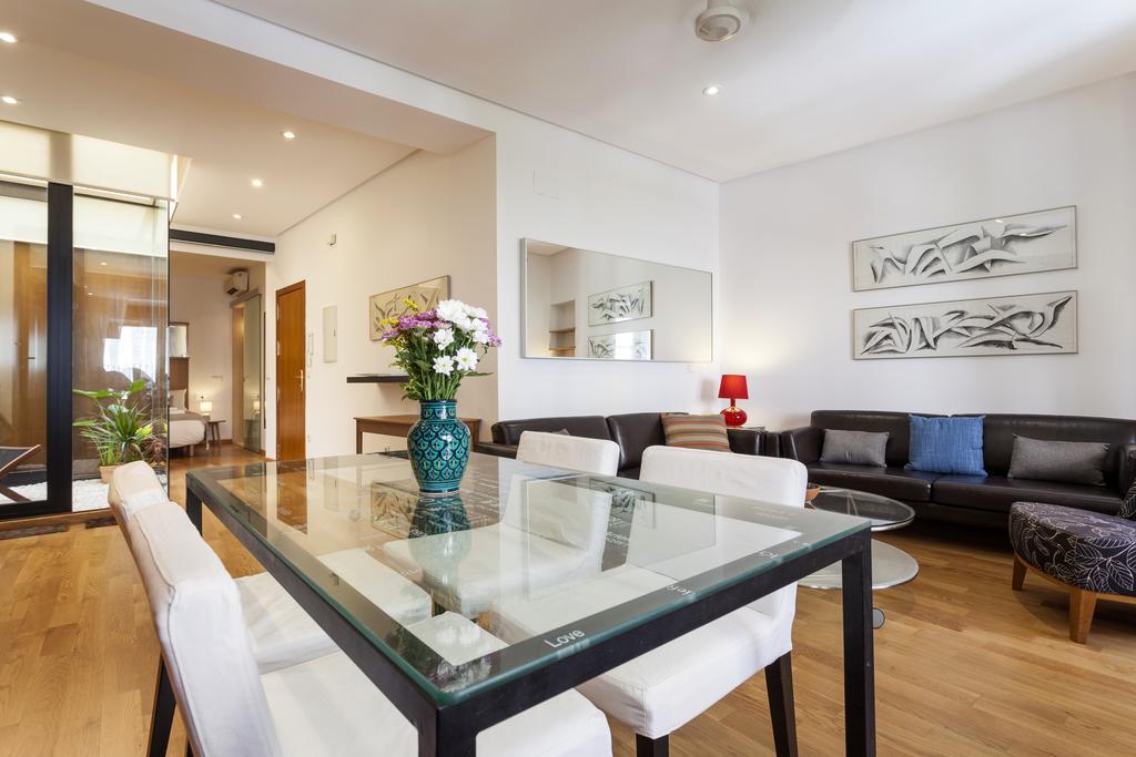 Artist'S Charming Design - Space Maison Apartments Seville Luaran gambar